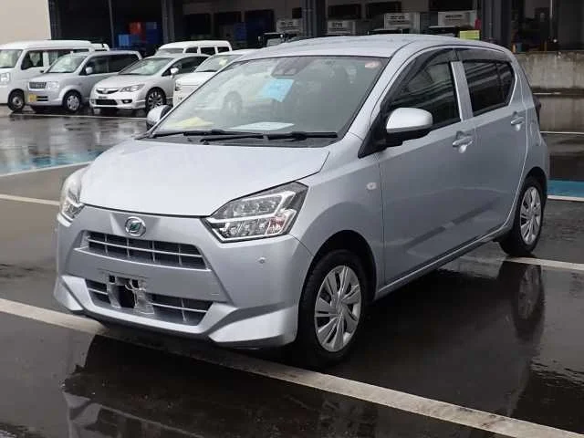 Daihatsu Mira e:S LA350S 2021
